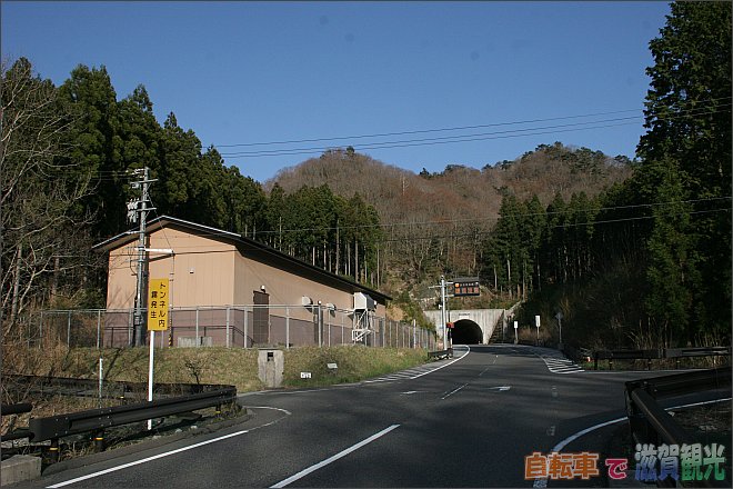 永源寺ヒルクライム入口