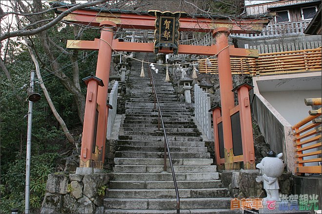 太郎坊宮の階段