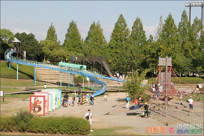 矢橋帰帆島公園の大型遊具