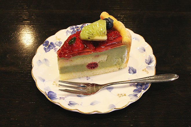 近江八幡のアンデケン本店のケーキ