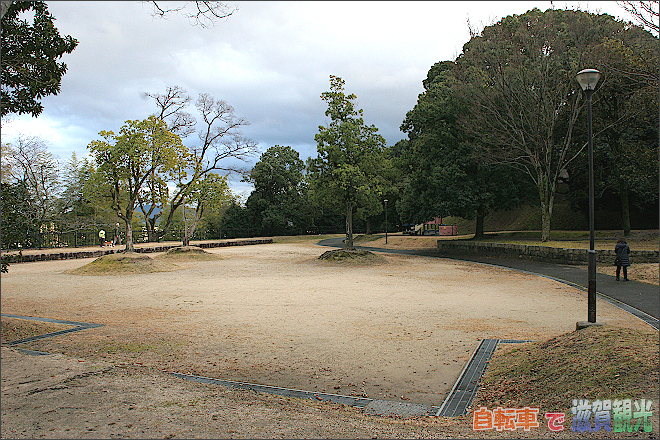茶臼山公園の芭蕉広場