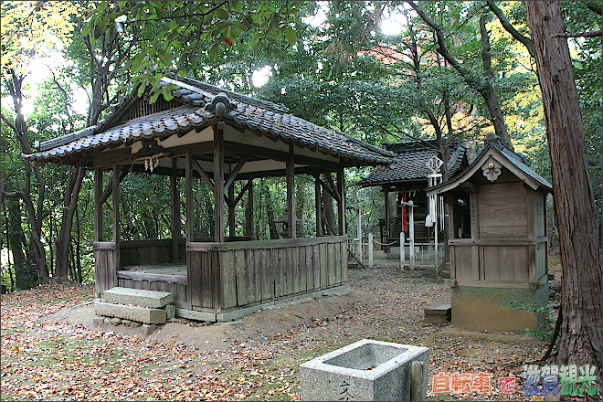 茶臼山古墳の秋葉神社