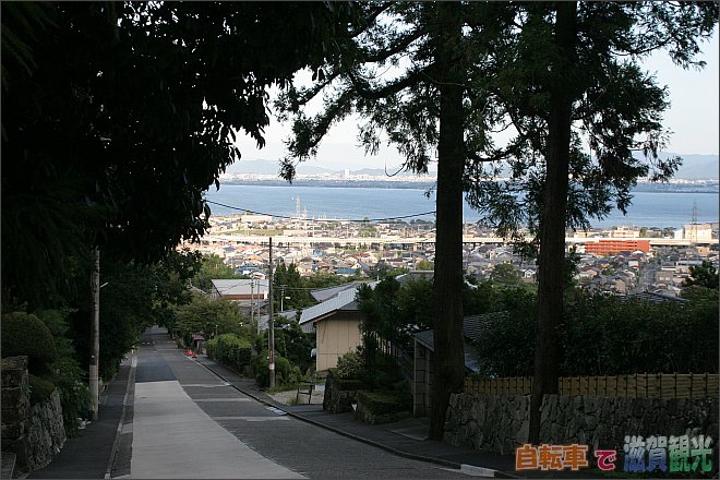 坂本から見下ろす街並み